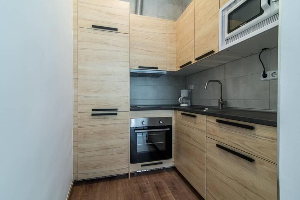 #15Pin-1 Apartamento De Un Dormitorio En Tetuan Madrid Eksteriør billede
