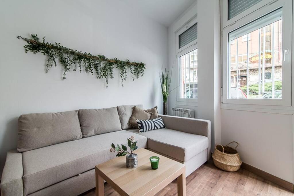 #15Pin-1 Apartamento De Un Dormitorio En Tetuan Madrid Eksteriør billede