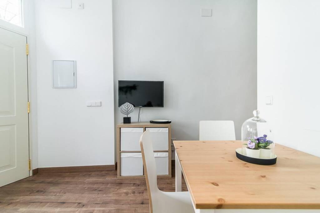 #15Pin-1 Apartamento De Un Dormitorio En Tetuan Madrid Eksteriør billede